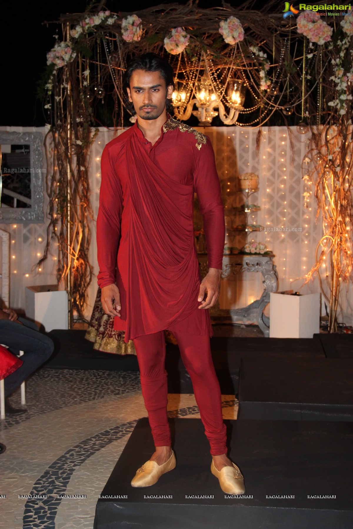 Olive Bistro launches the Bar Nights with the Showcase of Shantanu & Nikhil's Fall Winter Collection'13