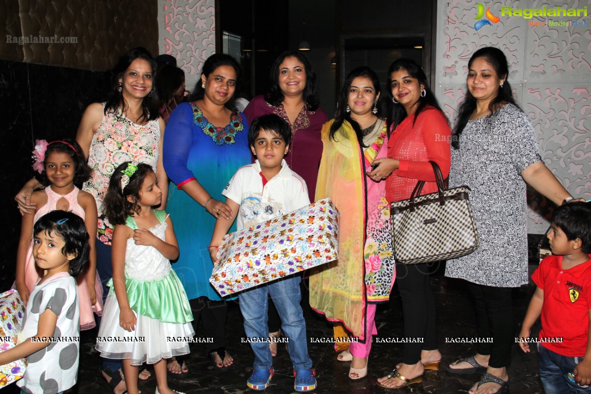 Sonali Sharma's Daughter Shanaya 1st Birthday