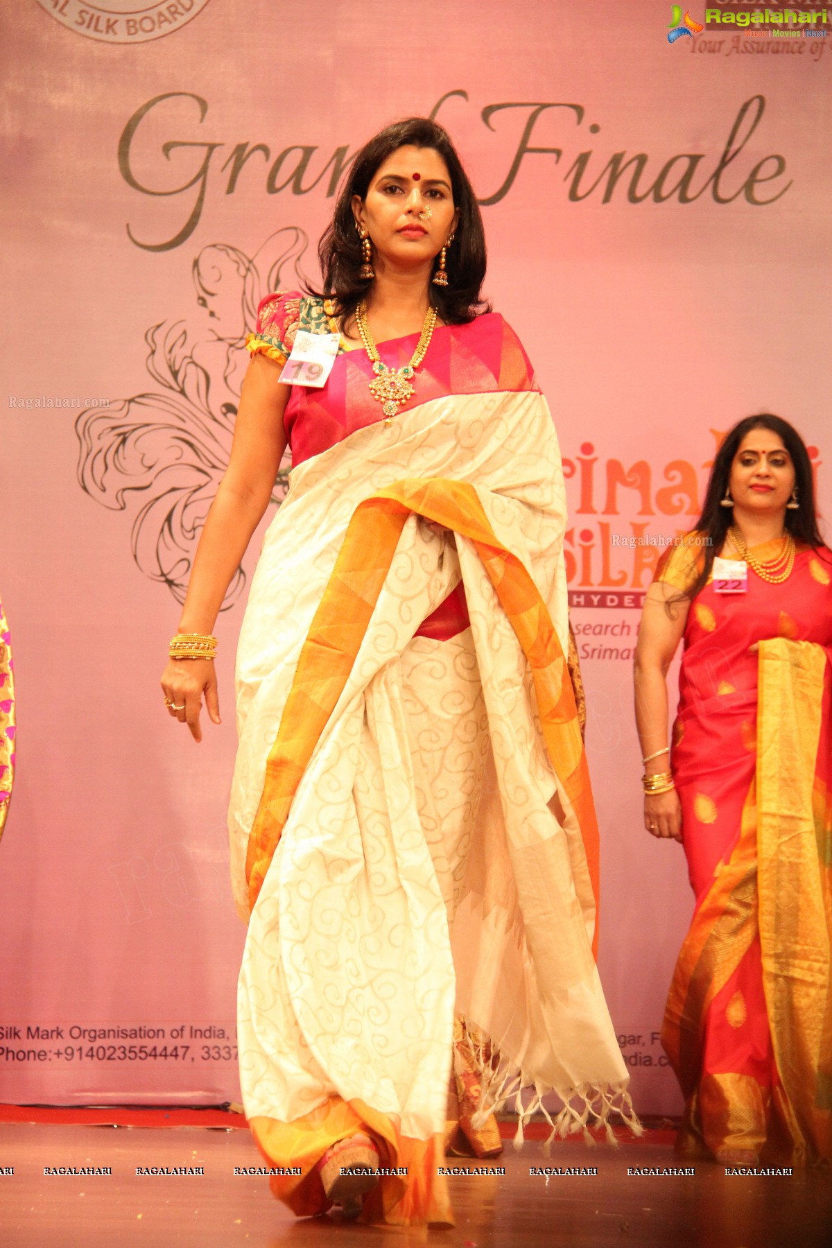 Srimathi Silk Mark Hyderabad 2013 Grand Finale