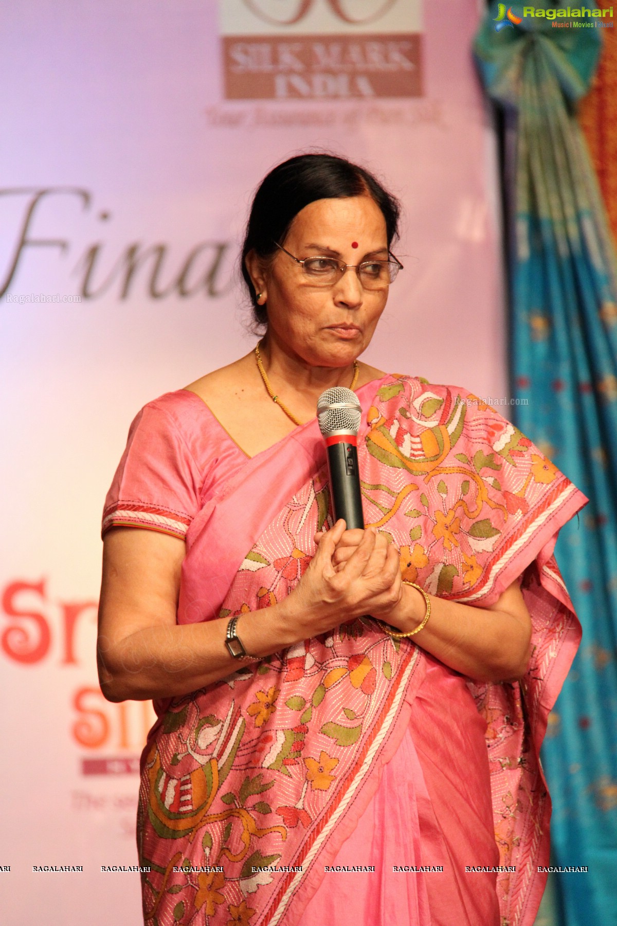 Srimathi Silk Mark Hyderabad 2013 Grand Finale