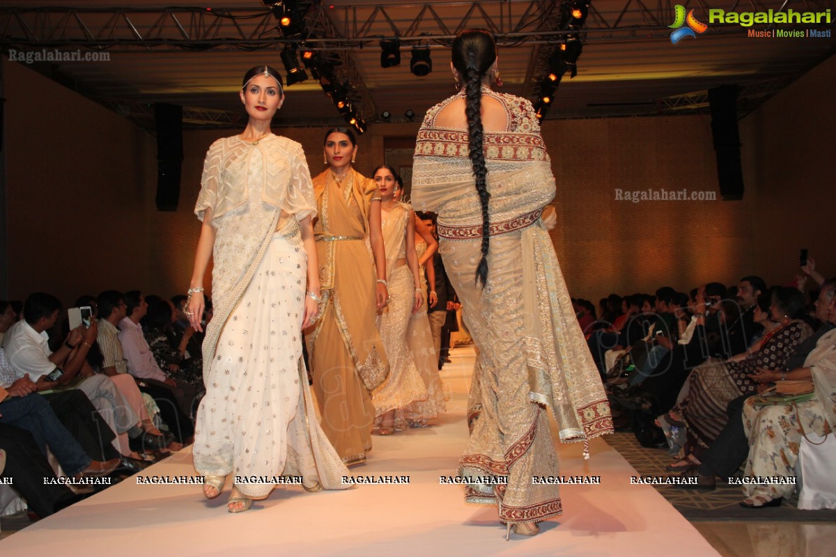 Tarun Tahiliani Autumn Winter Collection 2013 -14 at Trident, Hyderabad