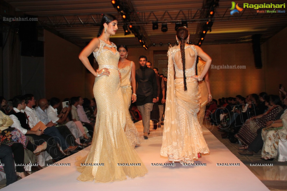 Tarun Tahiliani Autumn Winter Collection 2013 -14 at Trident, Hyderabad