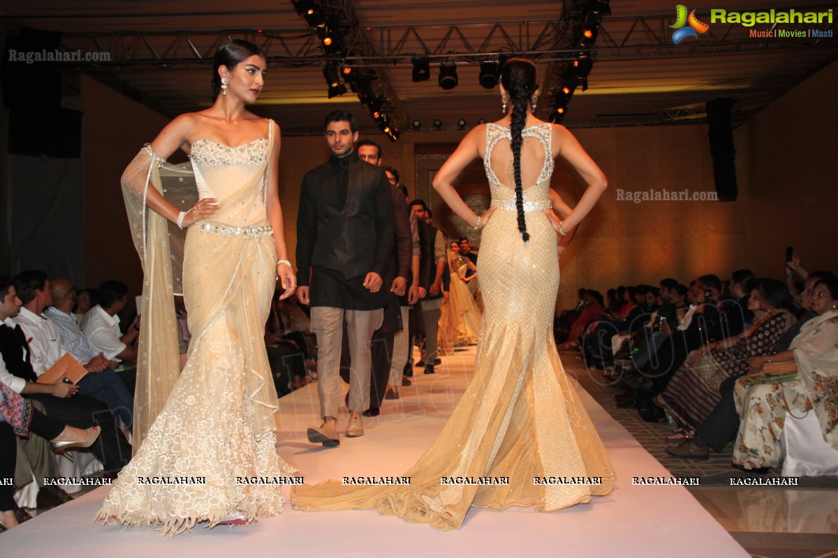 Tarun Tahiliani Autumn Winter Collection 2013 -14 at Trident, Hyderabad