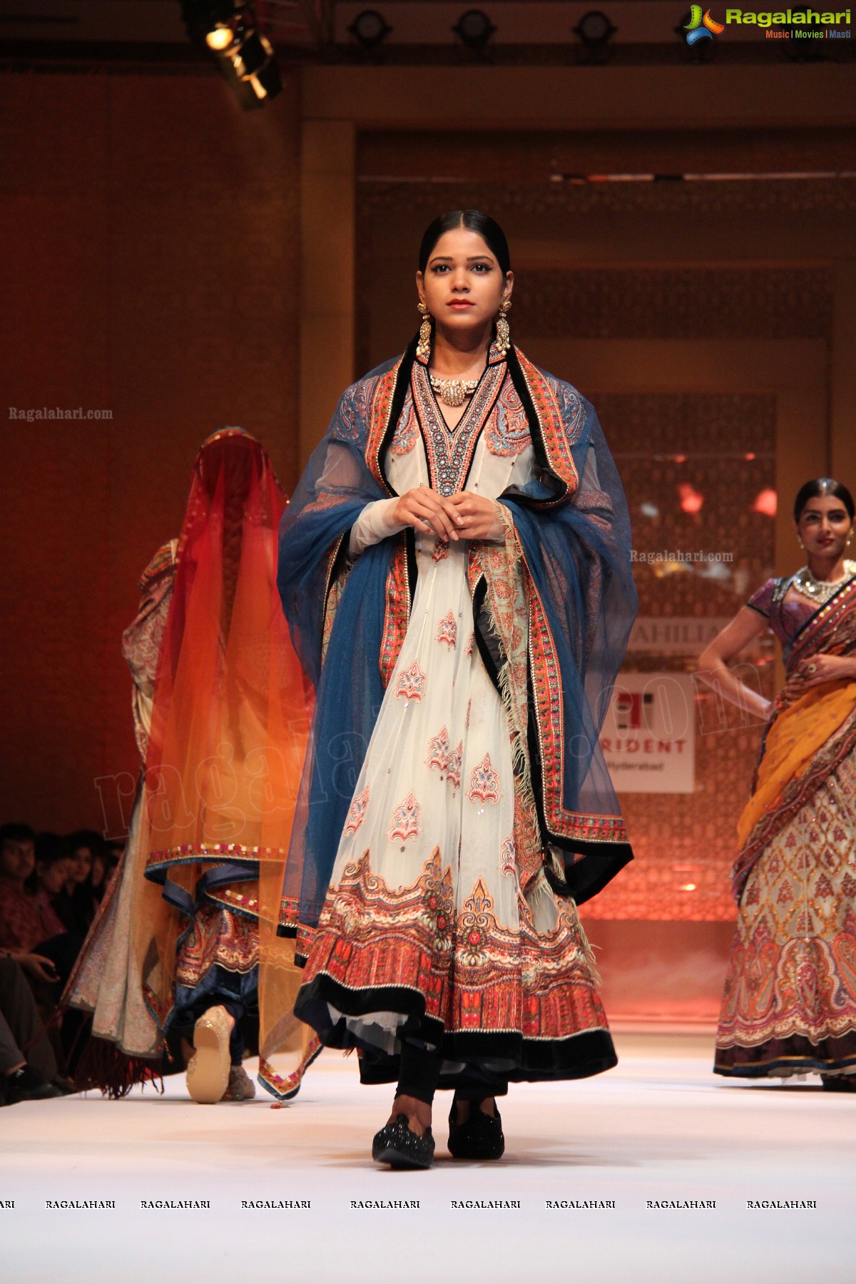 Tarun Tahiliani Autumn Winter Collection 2013 -14 at Trident, Hyderabad