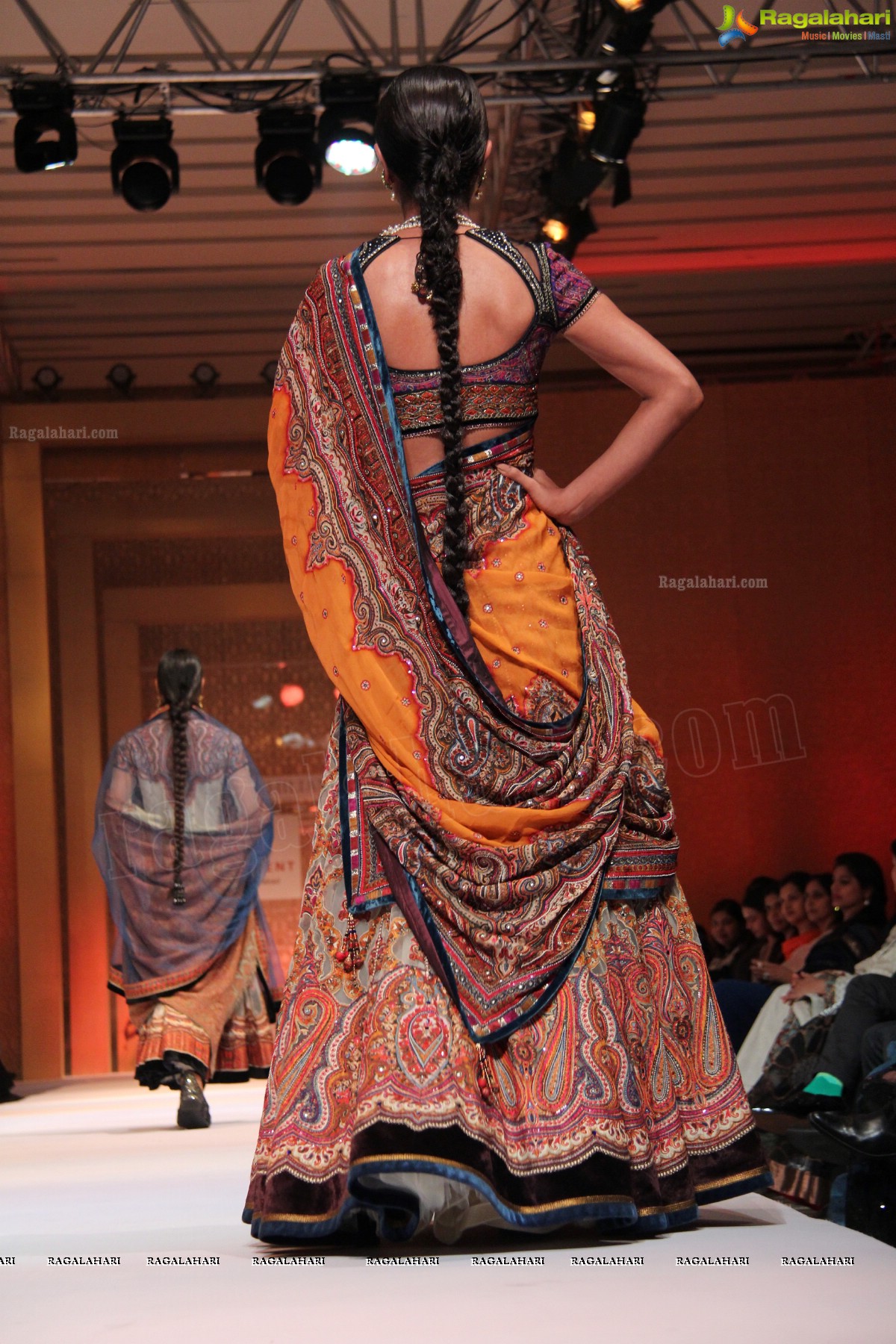 Tarun Tahiliani Autumn Winter Collection 2013 -14 at Trident, Hyderabad