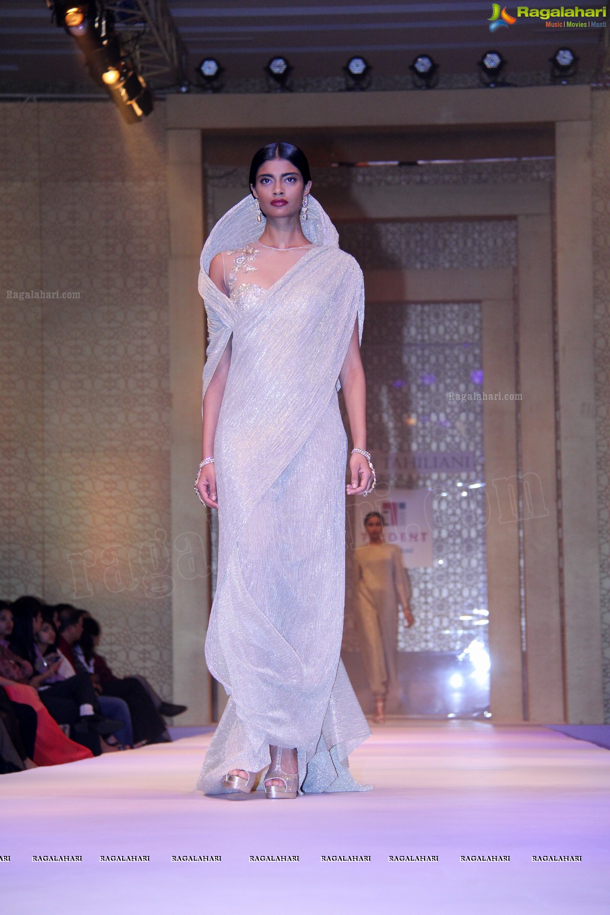 Tarun Tahiliani Autumn Winter Collection 2013 -14 at Trident, Hyderabad