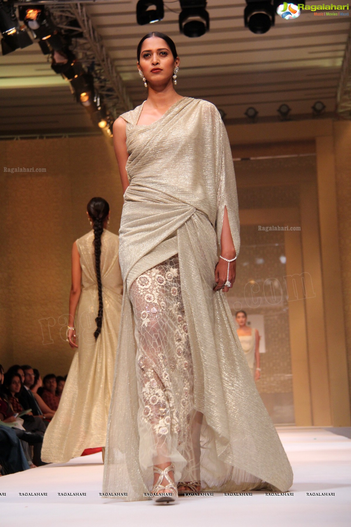 Tarun Tahiliani Autumn Winter Collection 2013 -14 at Trident, Hyderabad