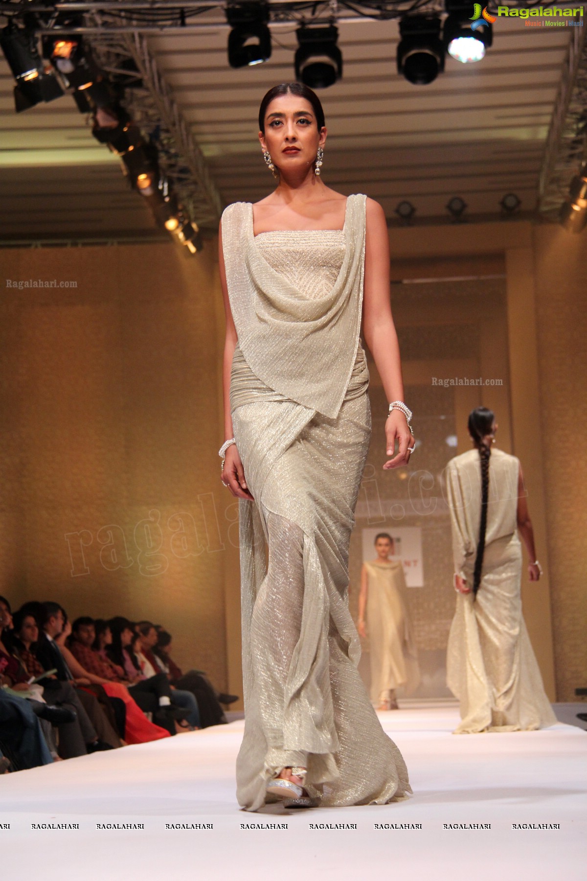 Tarun Tahiliani Autumn Winter Collection 2013 -14 at Trident, Hyderabad