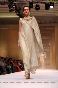 Tarun Tahiliani Autumn Winter and Bridal Collection