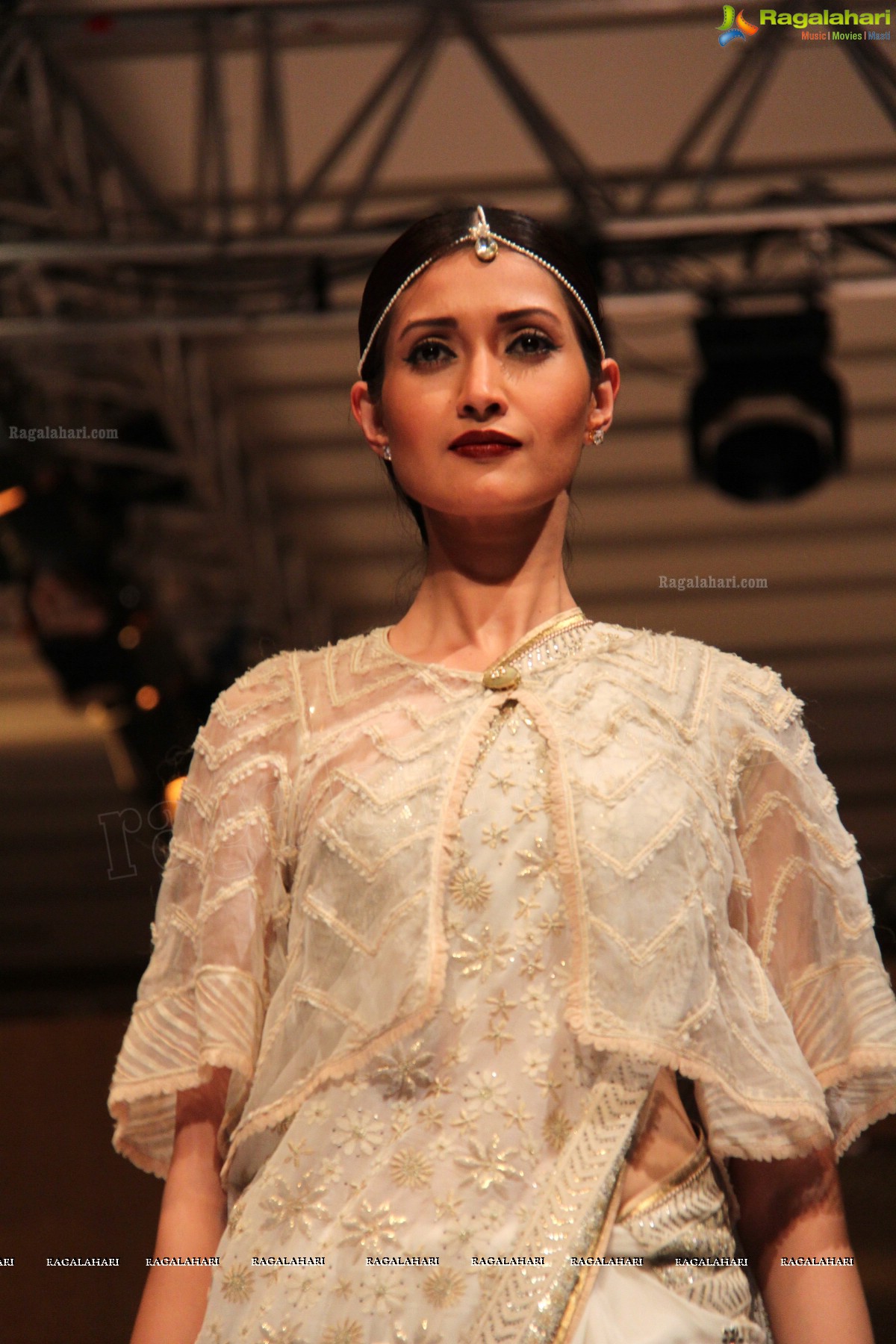 Tarun Tahiliani Autumn Winter Collection 2013 -14 at Trident, Hyderabad