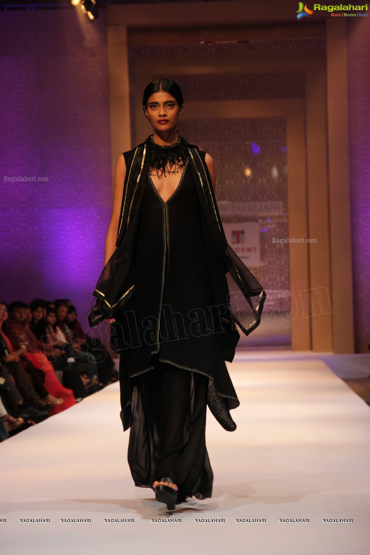 Tarun Tahiliani Autumn Winter Collection 2013 -14 at Trident, Hyderabad