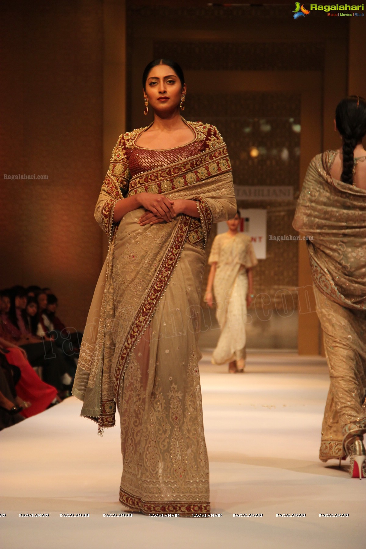 Tarun Tahiliani Autumn Winter Collection 2013 -14 at Trident, Hyderabad