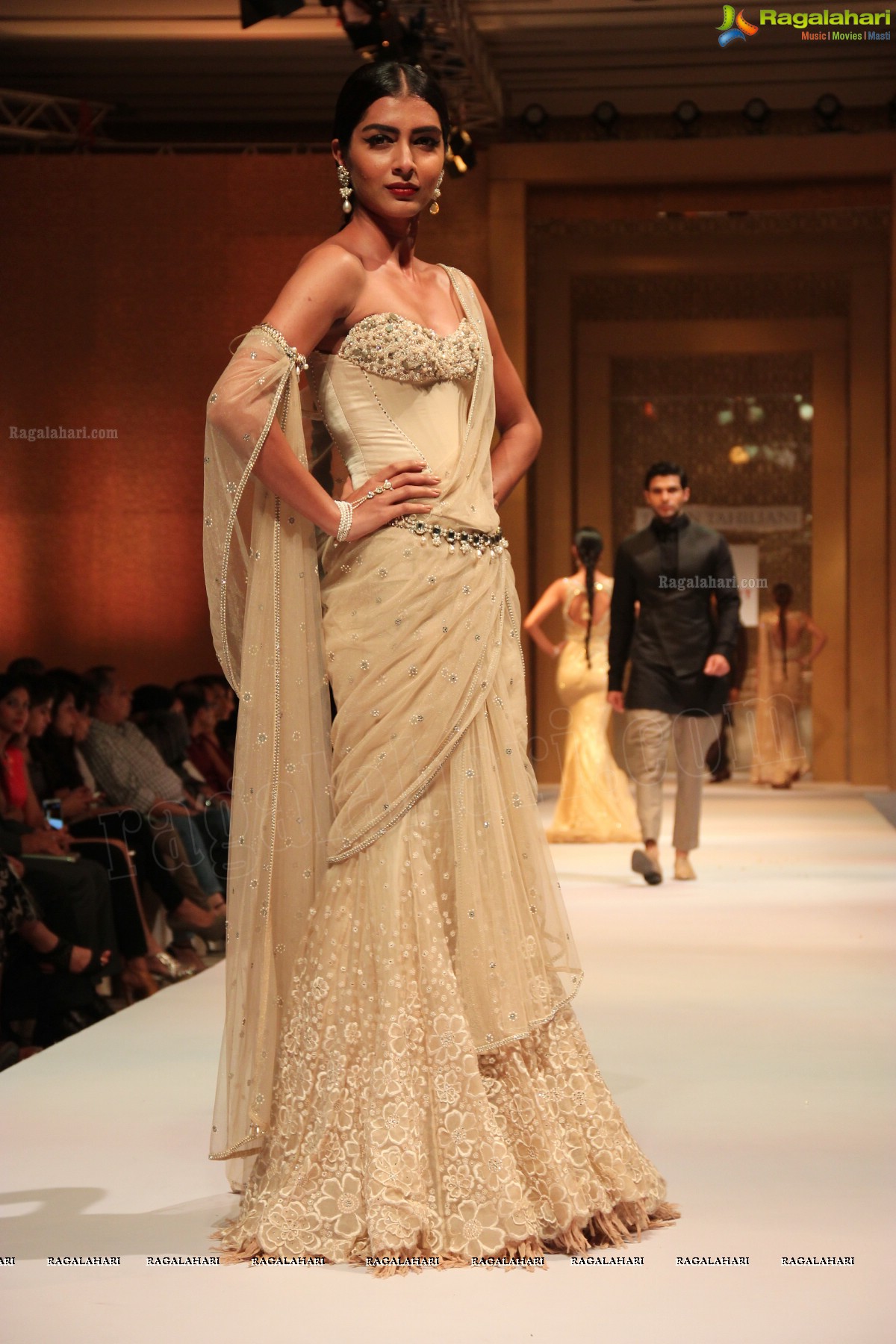 Tarun Tahiliani Autumn Winter Collection 2013 -14 at Trident, Hyderabad