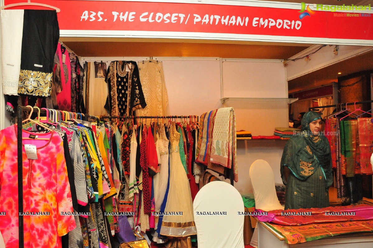 Akritti Elite 'Traditions and Fashions' Exhibition, Hyderabad