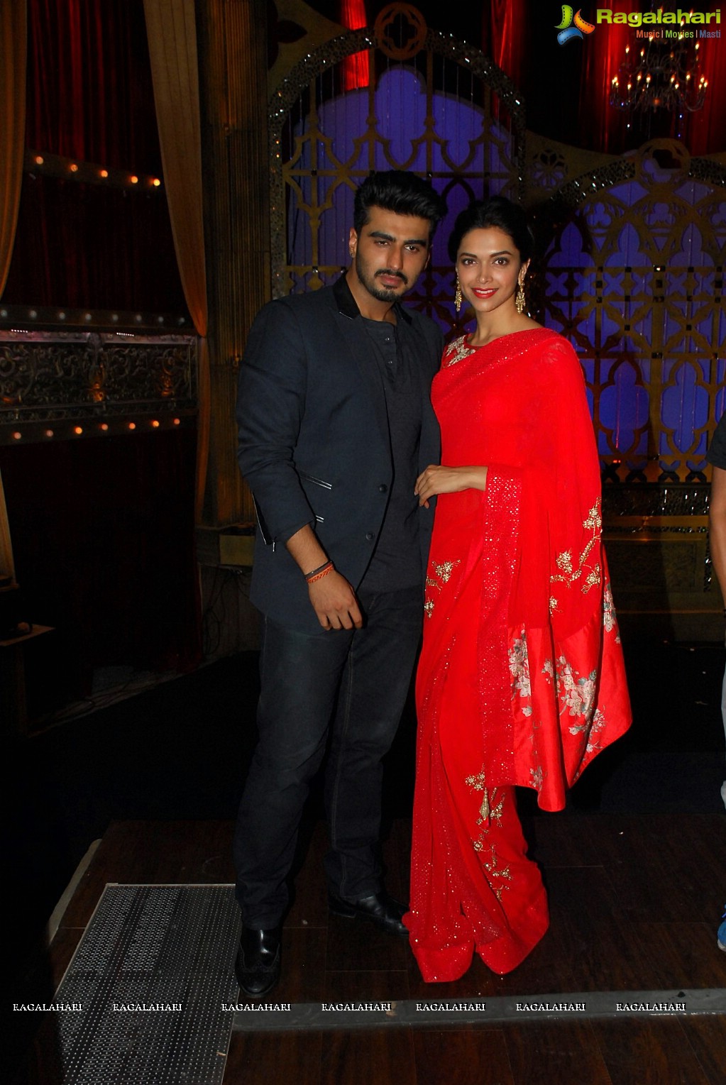 Deepika Padukone and Arjun Kapoor on Zee TV show India's Best Cine Stars Ki Khoj