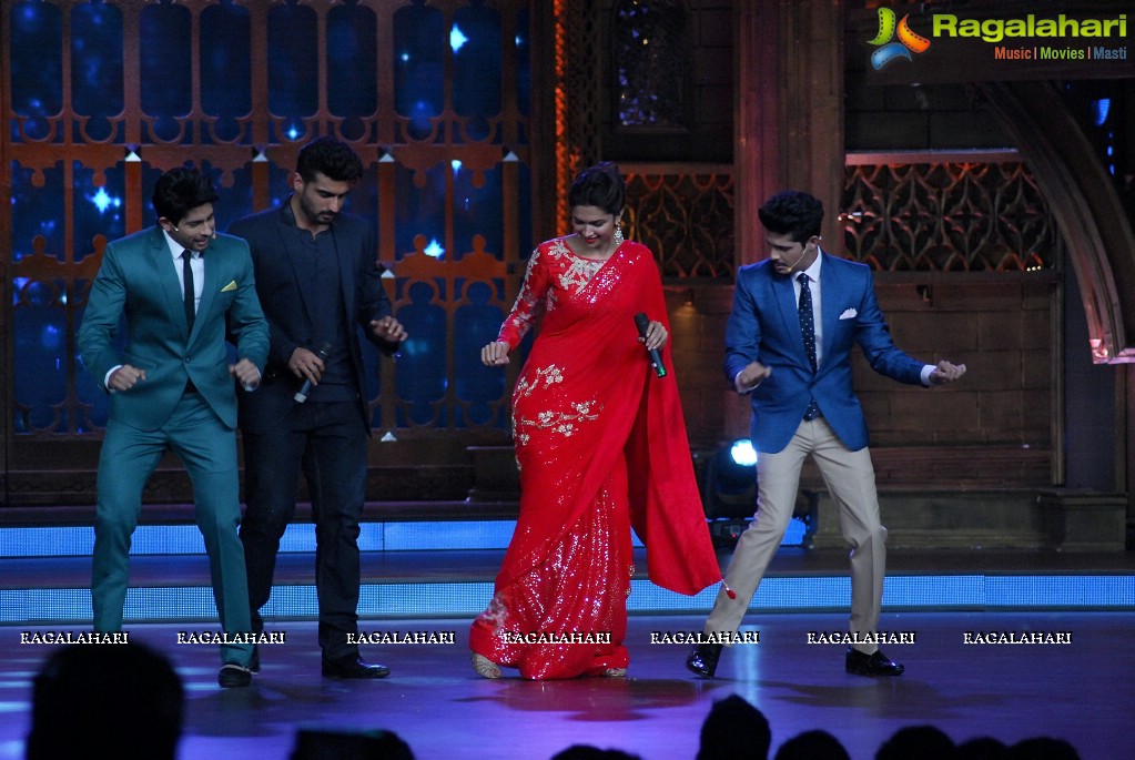 Deepika Padukone and Arjun Kapoor on Zee TV show India's Best Cine Stars Ki Khoj