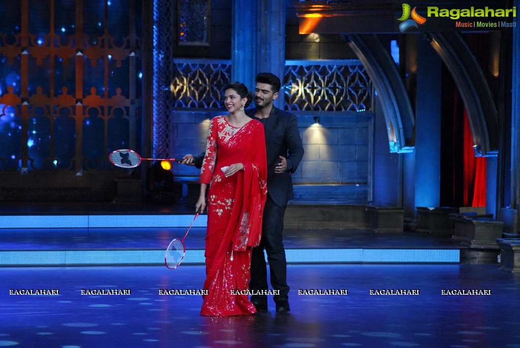 Deepika Padukone and Arjun Kapoor on Zee TV show India's Best Cine Stars Ki Khoj