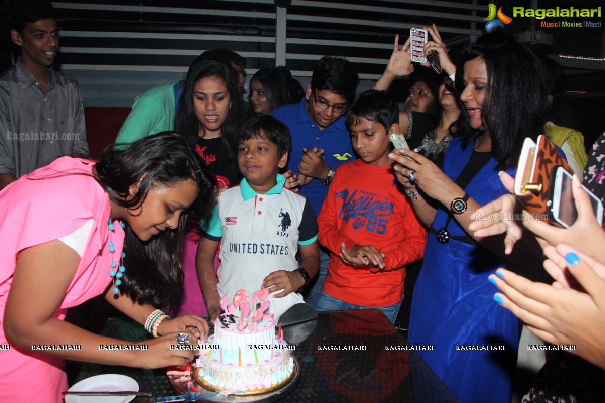 Purva Birthday Celebrations 2014 at Uberdeq