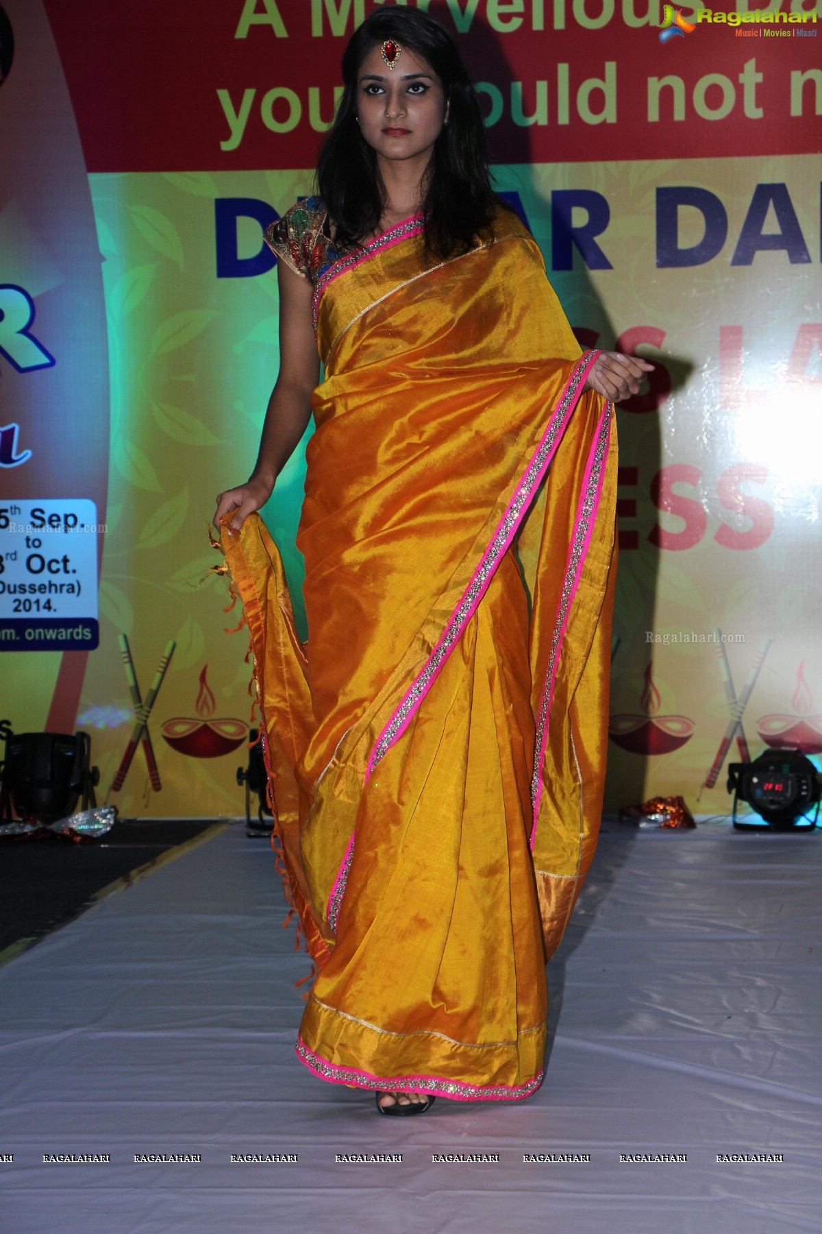 Dildar Dandiya 2014 Launch Ceremony - Chief Guest: Mr. VVS Laxman, Guest of Honour: Mrs. Bina Mehta