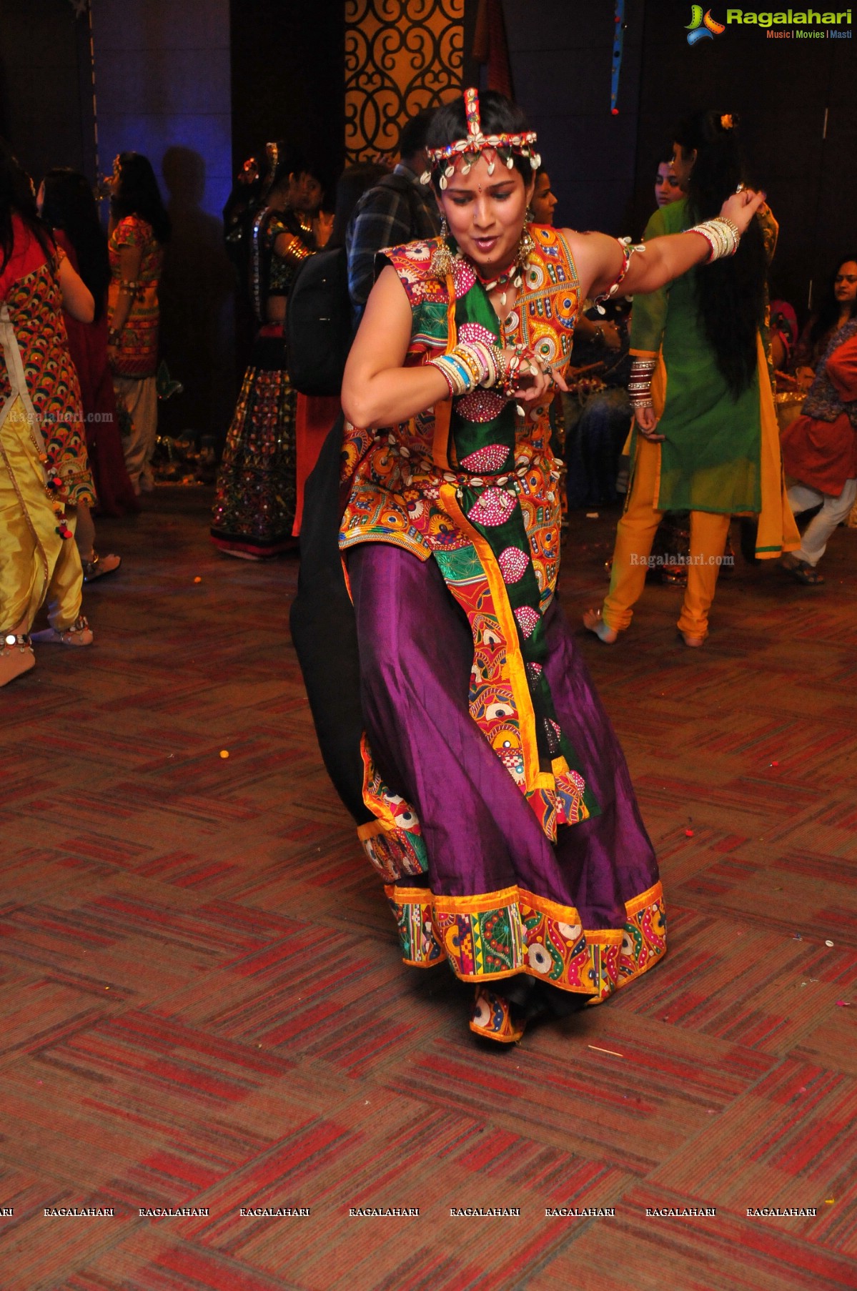 Disco Dandiya by by Samskruthy Ladies Club (Sept. 2014)