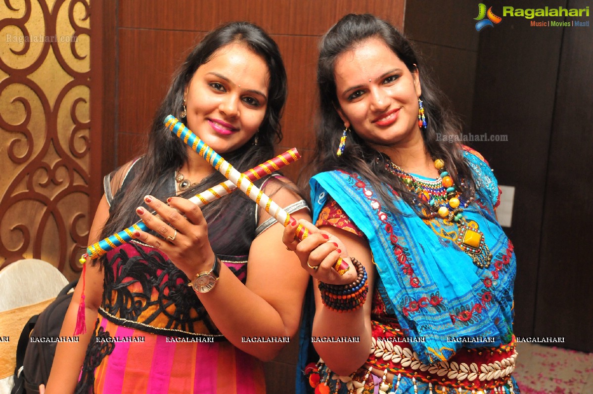 Disco Dandiya by by Samskruthy Ladies Club (Sept. 2014)