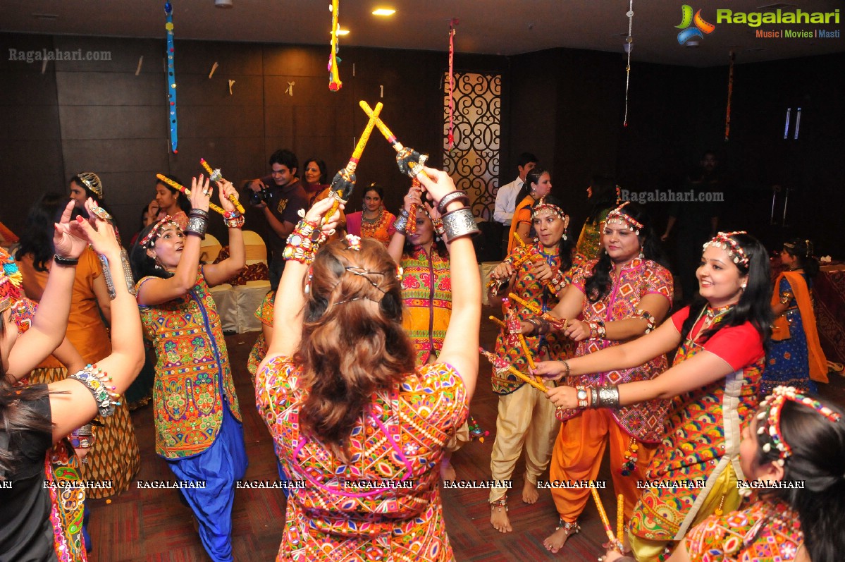 Disco Dandiya by by Samskruthy Ladies Club (Sept. 2014)