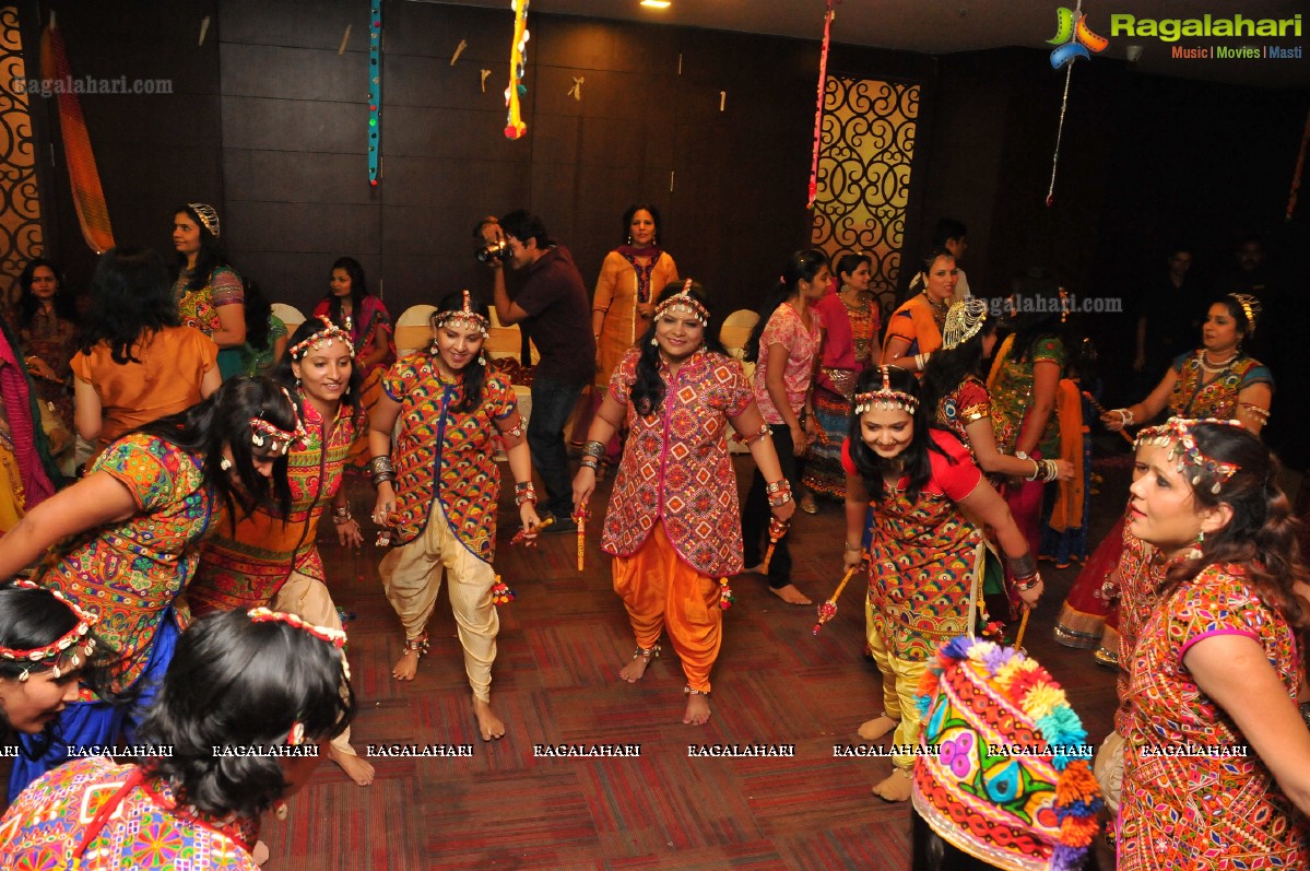 Disco Dandiya by by Samskruthy Ladies Club (Sept. 2014)