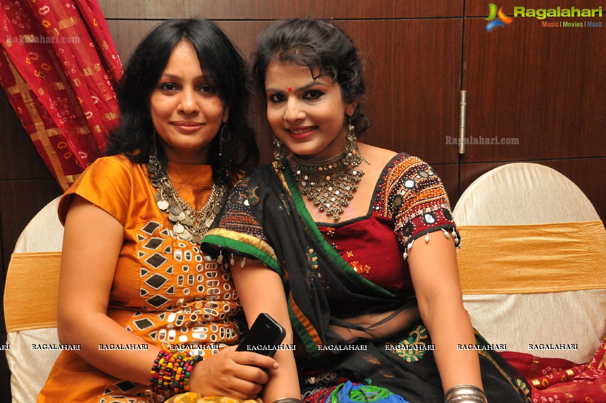 Disco Dandiya by by Samskruthy Ladies Club (Sept. 2014)