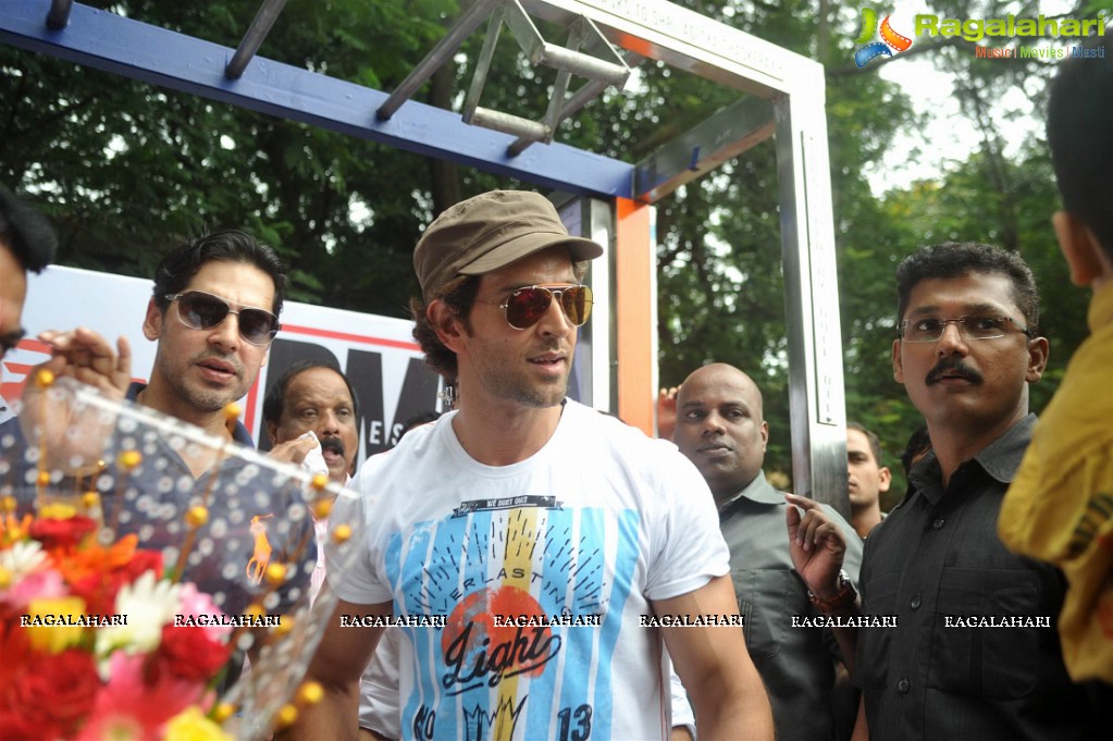 Hrithik Roshan at Dino Morea's DM Fitness Center Launch