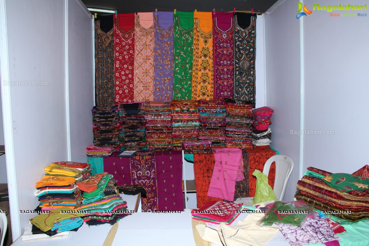 Hastashilpi - Silk India Expo Launch by Abhinav Sardhar Patel and Madhulagna Das