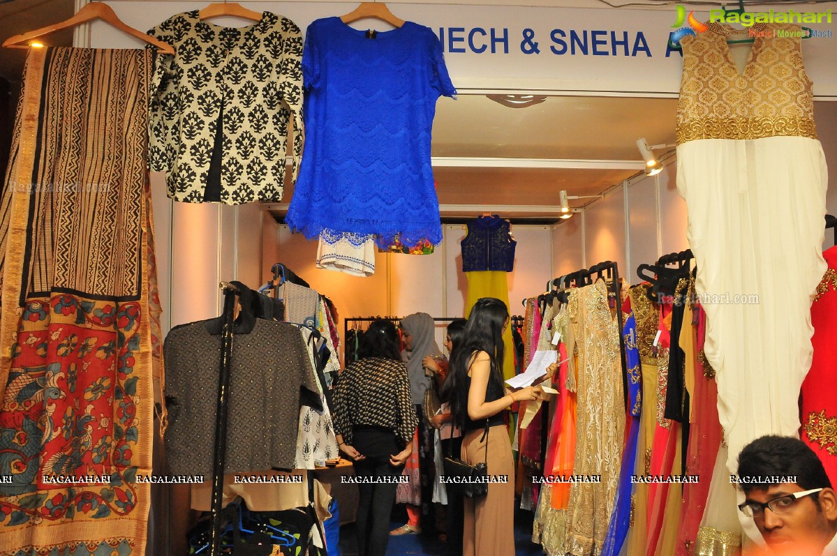 Petals Exhibition and Sale at Taj Krishna, Hyderabad (Sep. 19, 2014)