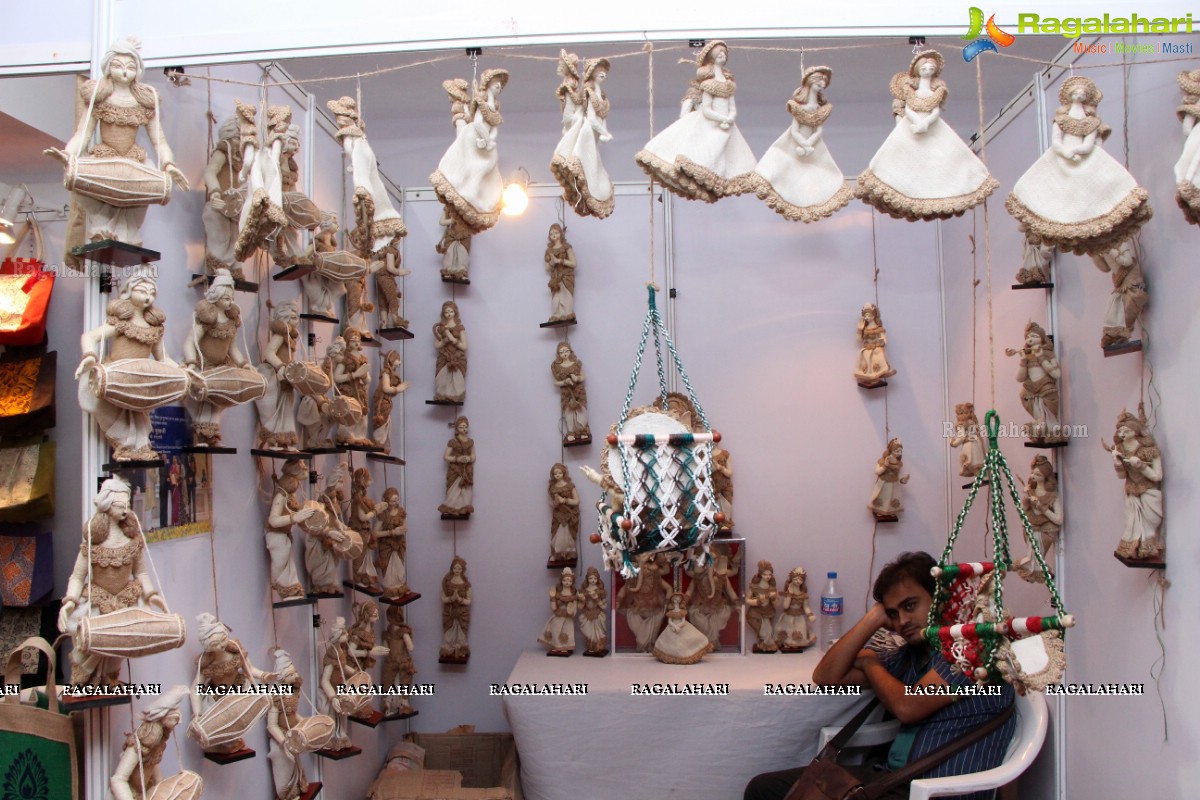 Exhibition cum Sale of Jute Decorative Products 