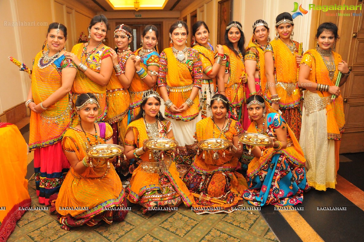 Kakatiya Ladies Club Dandiya Masti 2014