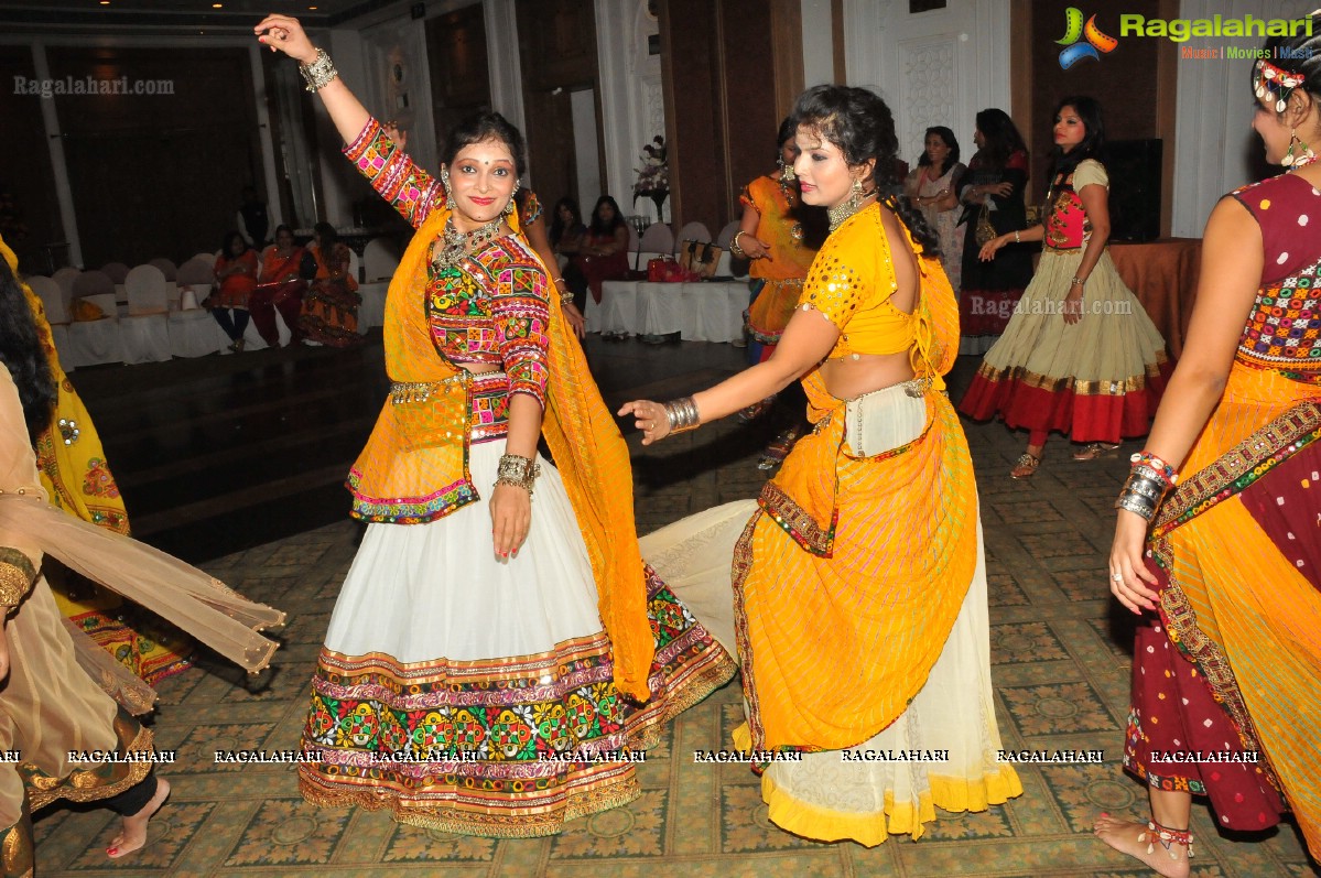 Kakatiya Ladies Club Dandiya Masti 2014