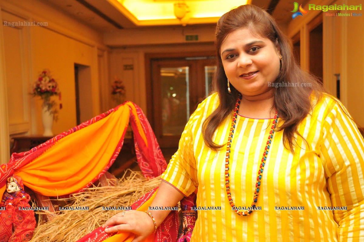 Kakatiya Ladies Club Dandiya Masti 2014