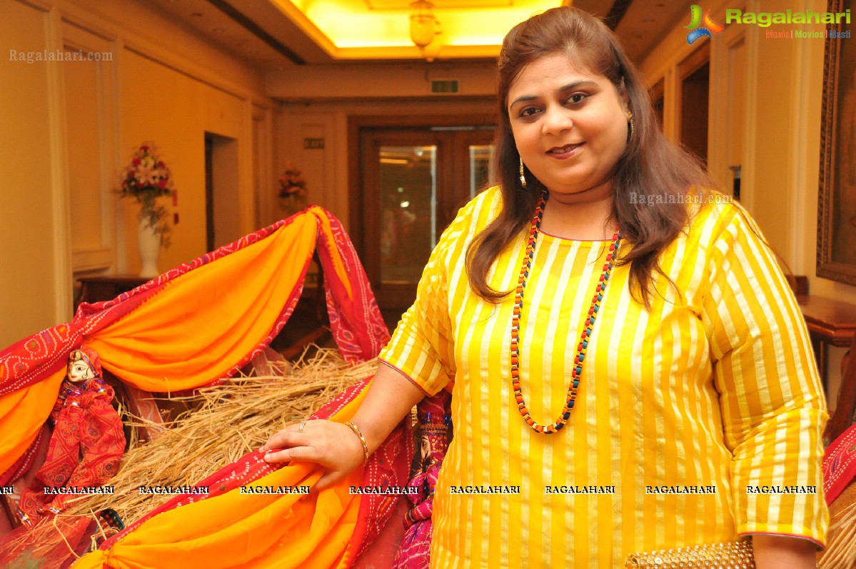 Kakatiya Ladies Club Dandiya Masti 2014