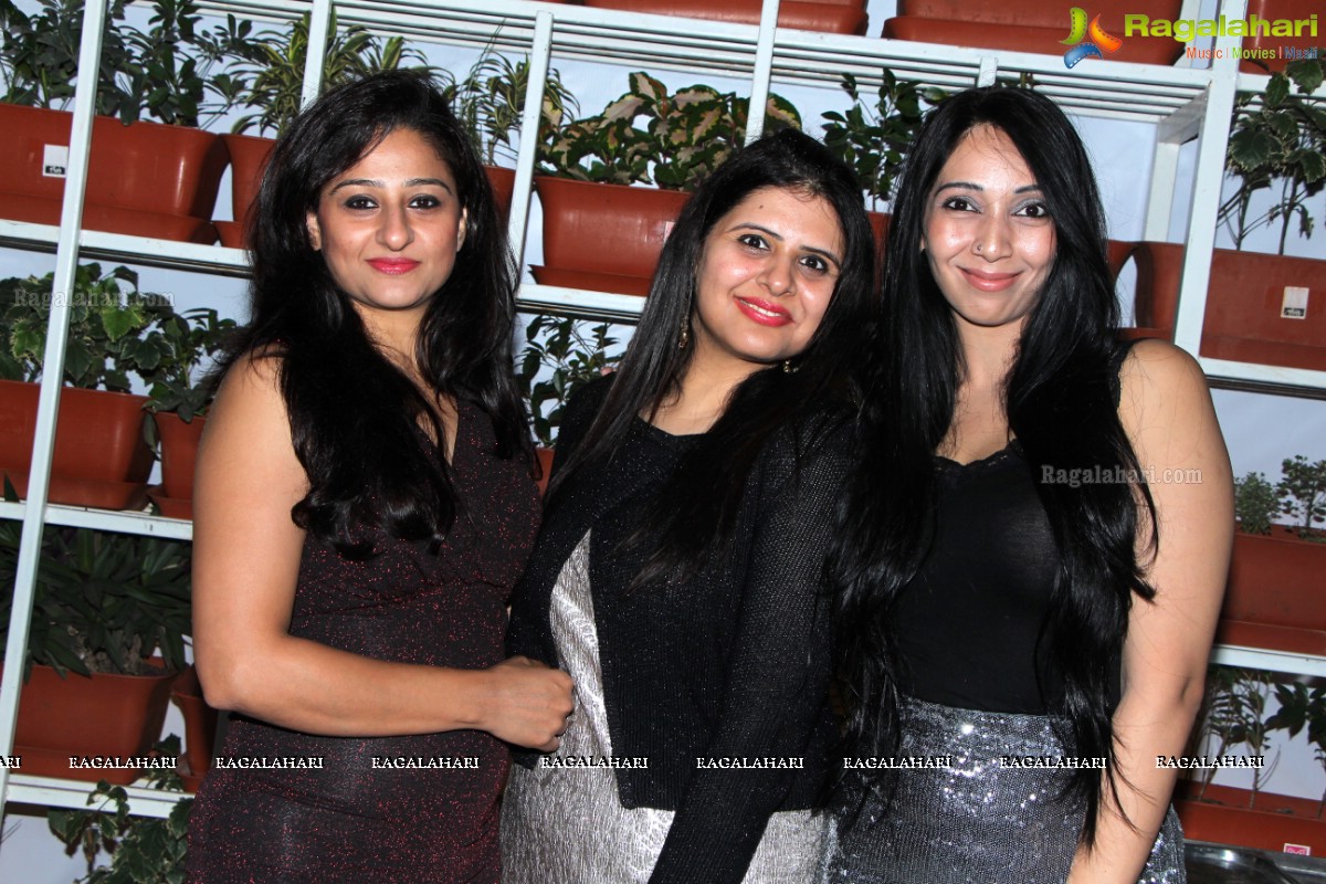 Shimmery n Starry Night - Hosted by Sunil and Sonia