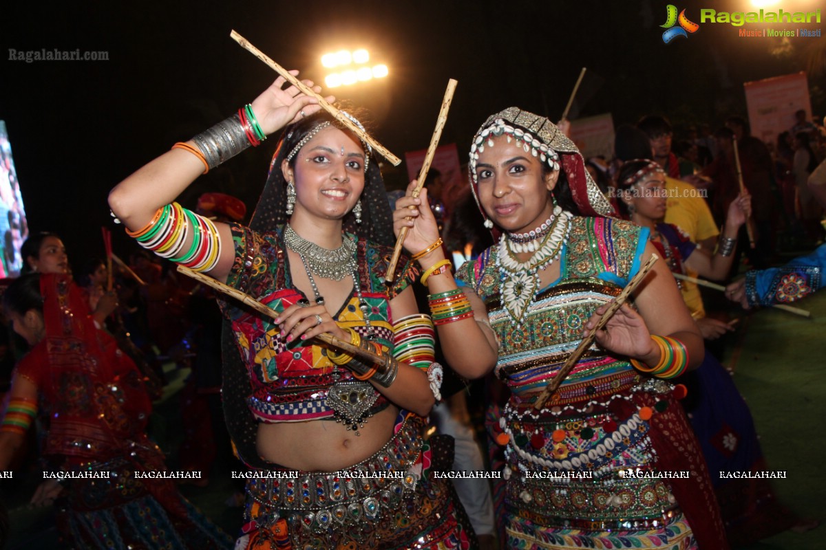 Legend Navratri Utsav 2014 at Imperial Gardens, Hyderabad