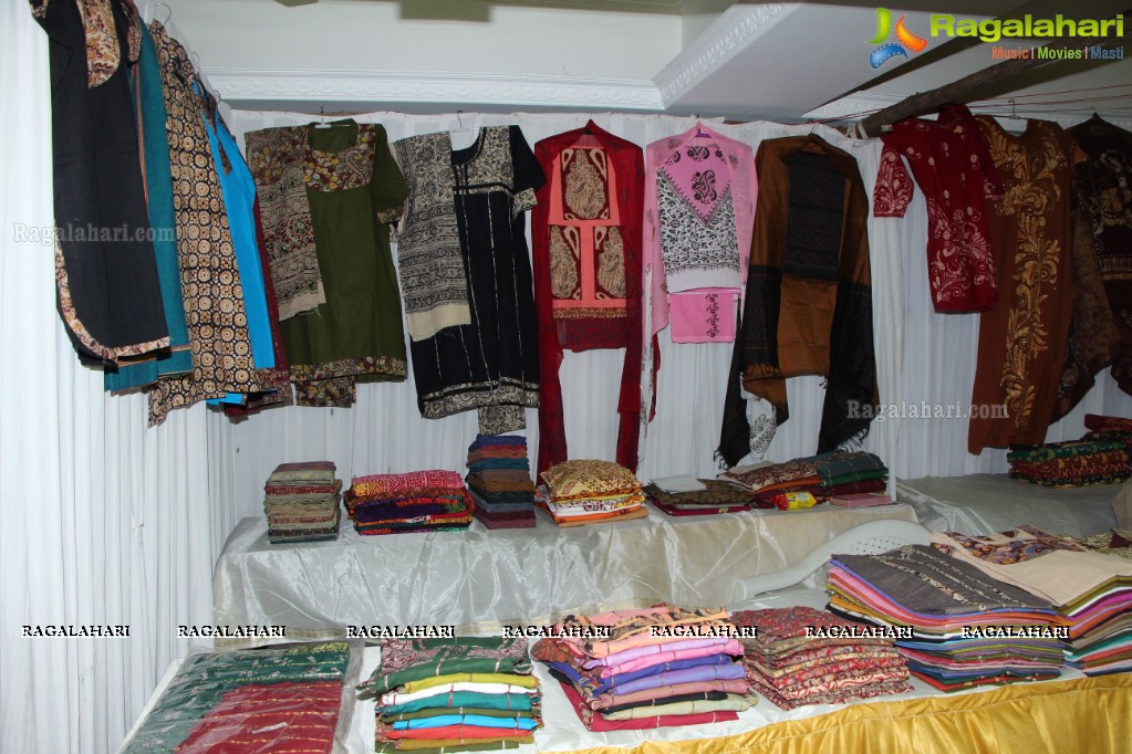 Mahathi inaugurates Lepakshi Crafts Festival in Hyderabad