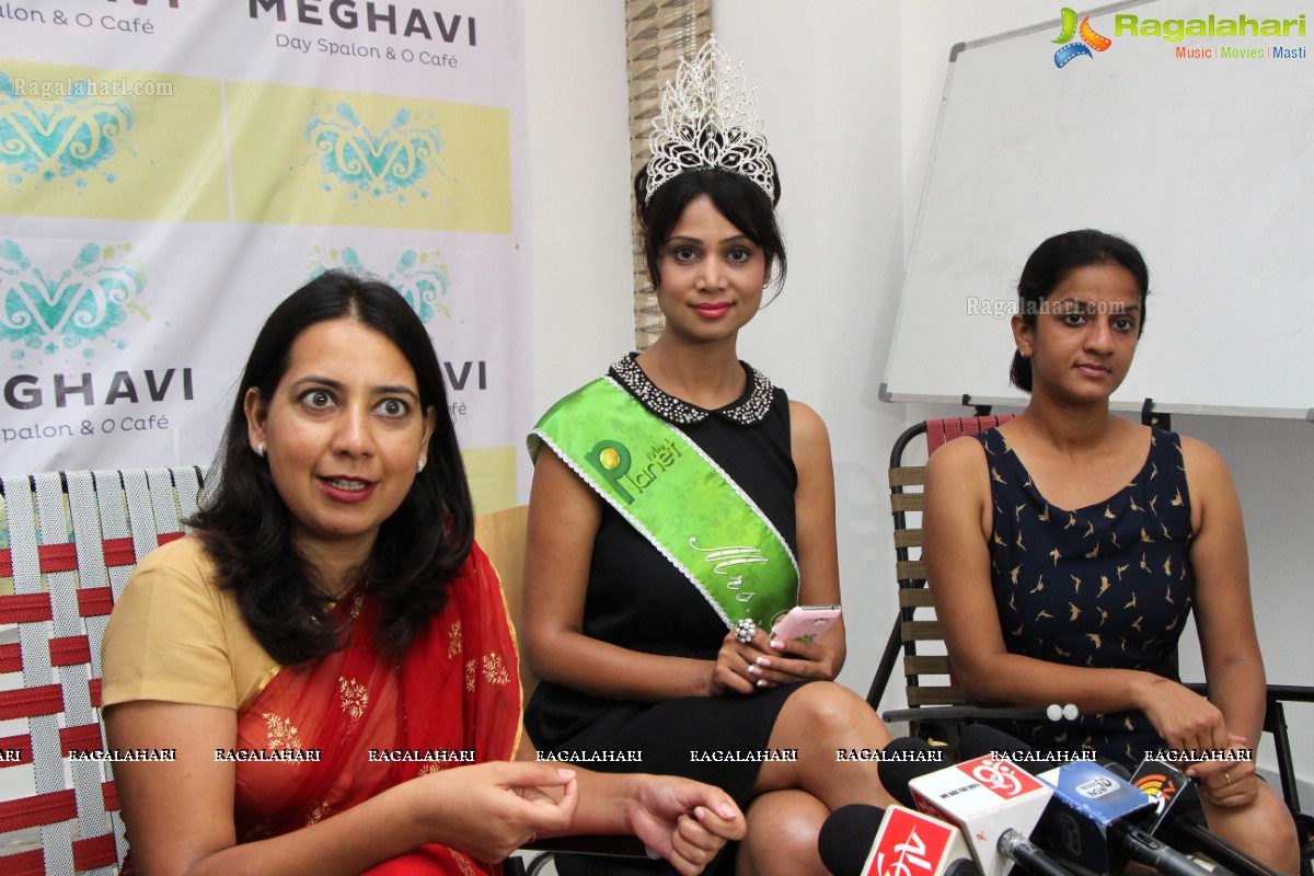 Meghavi - Spalon & O Cafe Launch in Hyderabad