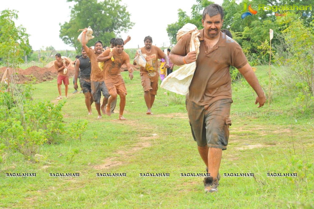 Hyderabad Mud Run 2014 at Lahari Resorts, Patancheru