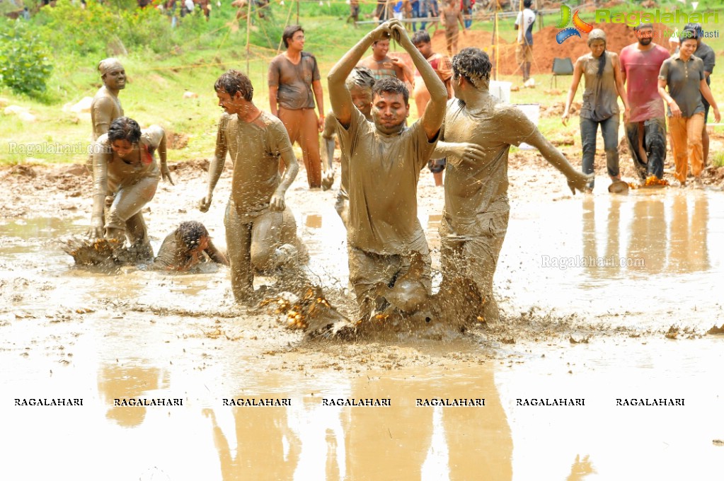 Hyderabad Mud Run 2014 at Lahari Resorts, Patancheru