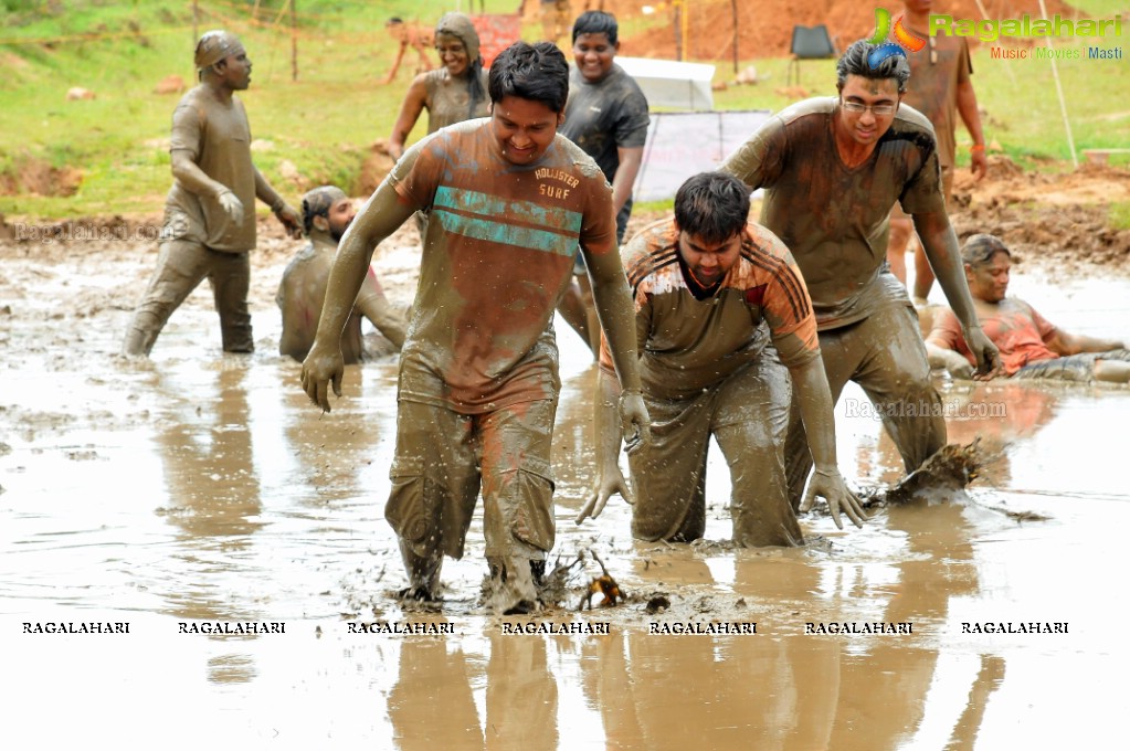 Hyderabad Mud Run 2014 at Lahari Resorts, Patancheru