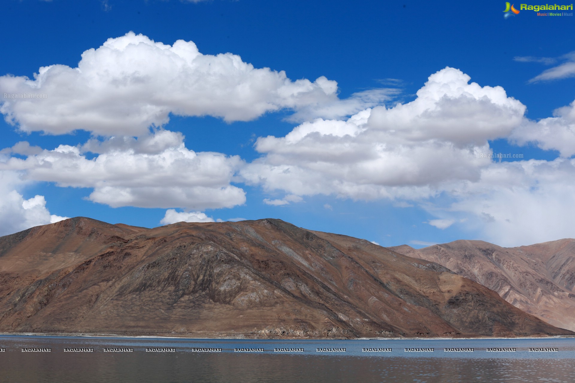 Pangong Tso Lake, Ladakh High Definition Photos