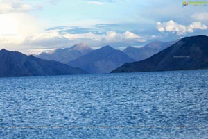 Pangong Tso Lake High Definition Images