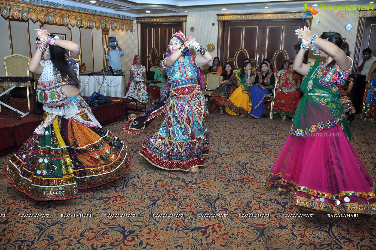 Dandia and Garba Dhoom Party by Bina Mehta and Shashi Nahata