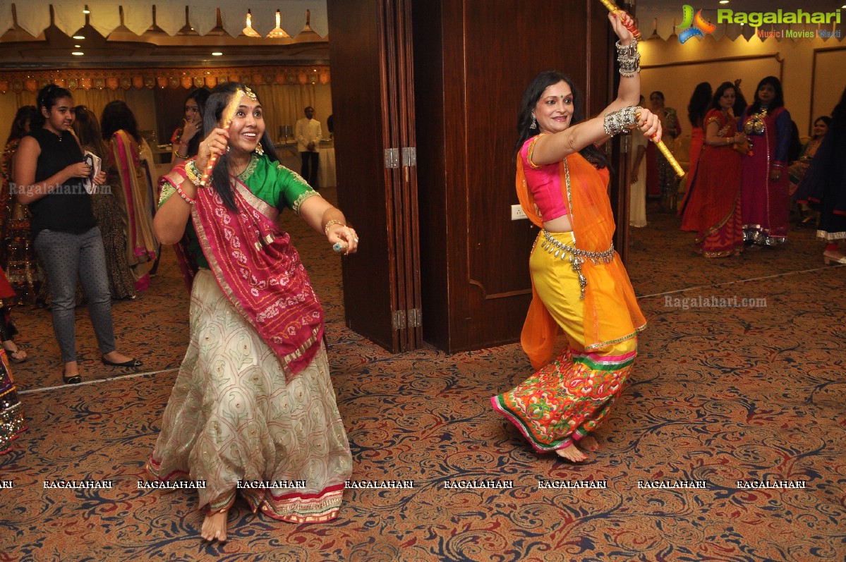 Dandia and Garba Dhoom Party by Bina Mehta and Shashi Nahata