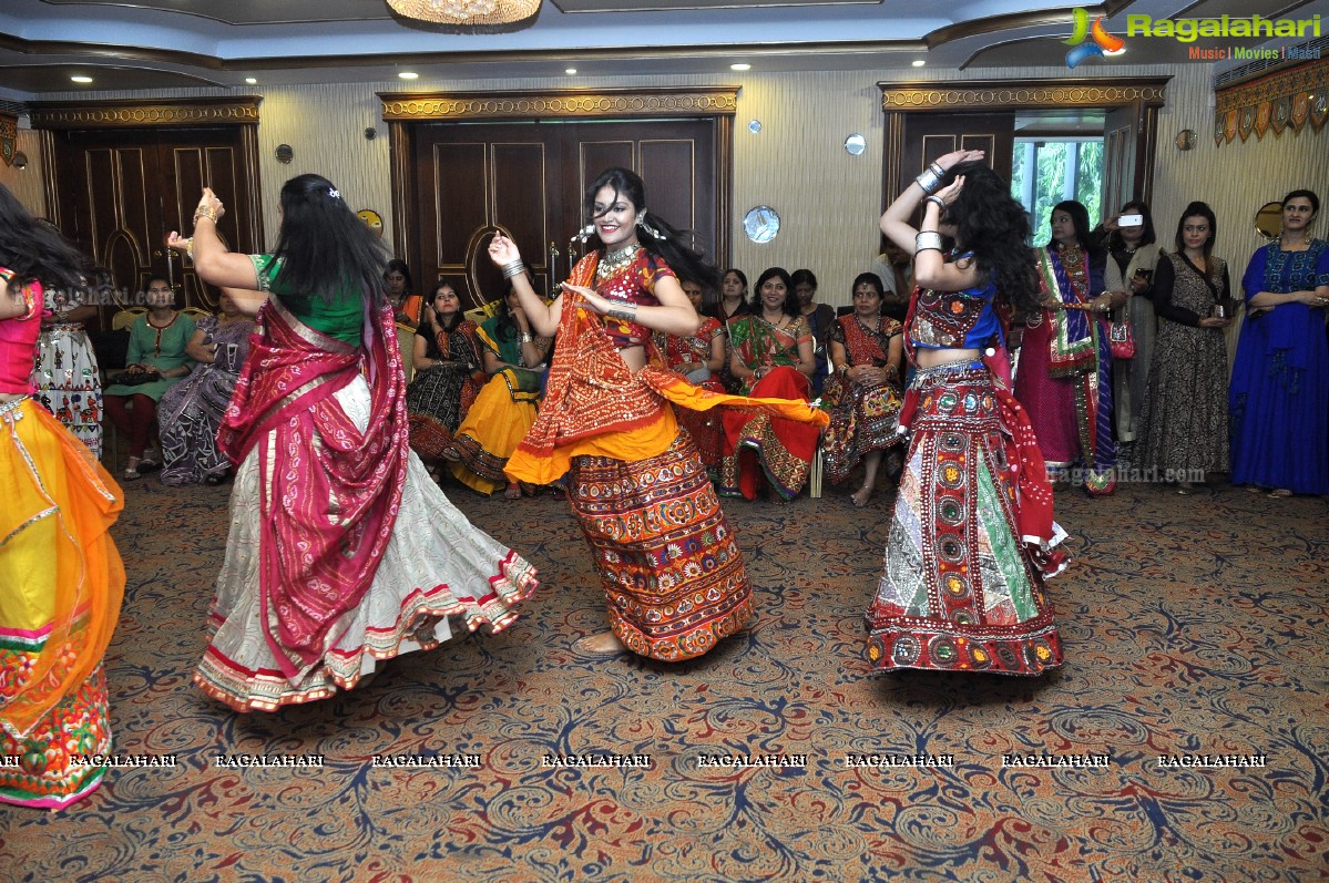 Dandia and Garba Dhoom Party by Bina Mehta and Shashi Nahata