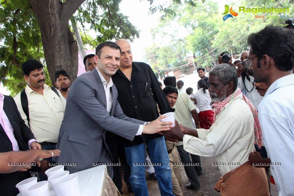 Rice Bucket Challenge by Taj Falaknuma Palace in Hyderabad