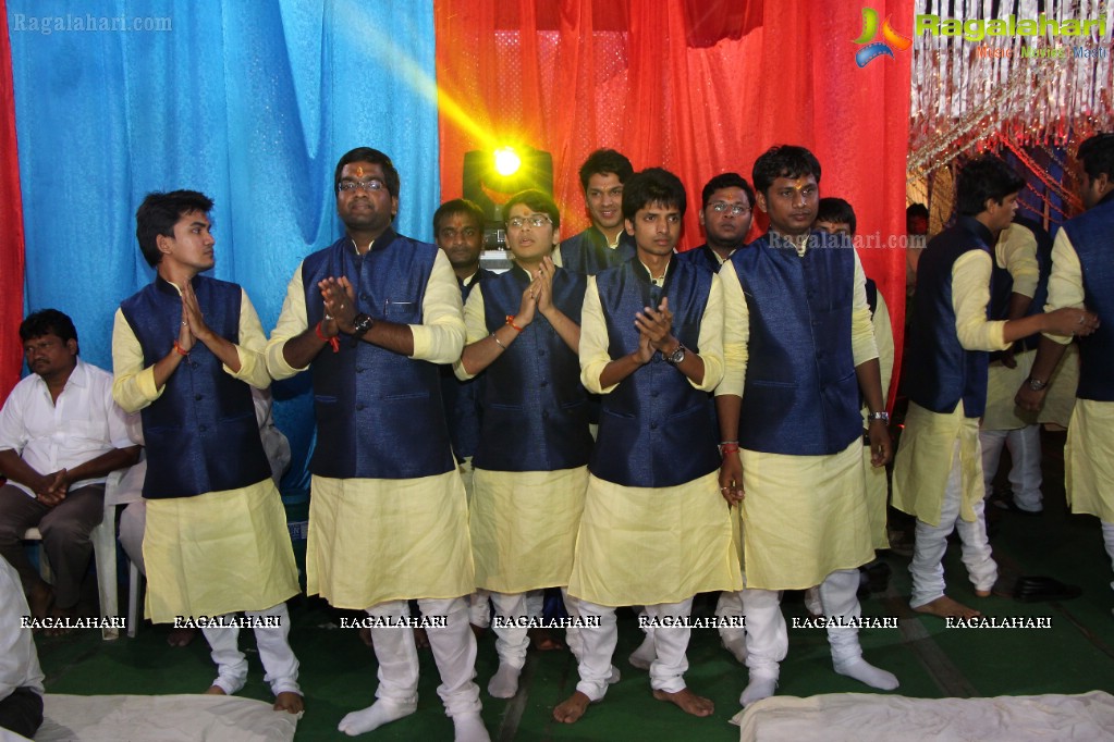 Shyam Bhajan by Nain Agarwal at Rikabgunj, Hyderabad